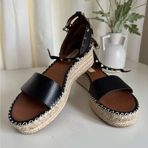 Rockstud Double leather wedge espadrilles size 9.5 (40)